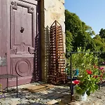 Chateau Du Besset Nocleg ze śniadaniem