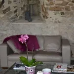 Nocleg ze śniadaniem Chateau Du Besset Saint-Romain-de-Lerps