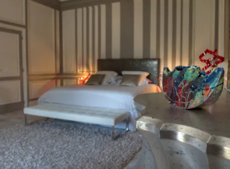 Chateau Du Besset 4*