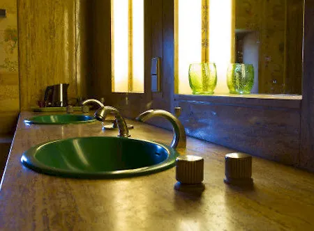 Bed & Breakfast Chateau Du Besset 4*