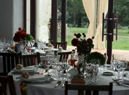 Chateau Du Besset Oda ve Kahvaltı *