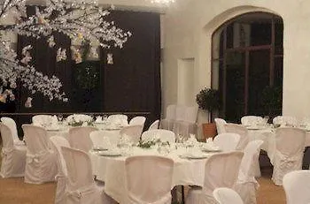 Chateau Du Besset