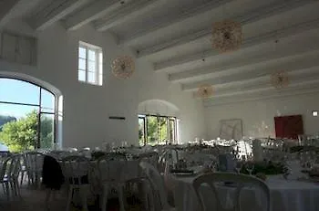 Chateau Du Besset Bed & Breakfast 4*