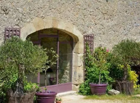 Chateau Du Besset